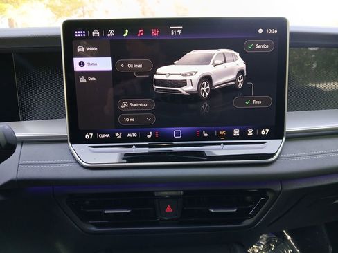 New 2026 Volkswagen Tiguan SE R-Line FWD image 18