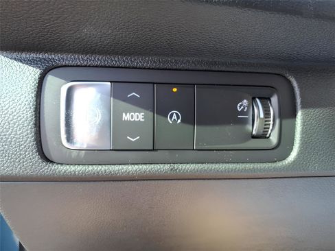 New 2026 Chevrolet Traverse LT w/ Driver Confidence Package image 18