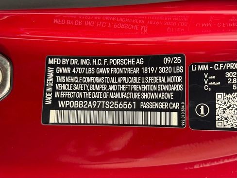 Certified 2026 Porsche 911 Targa 4 GTS AWD/4WD image 33
