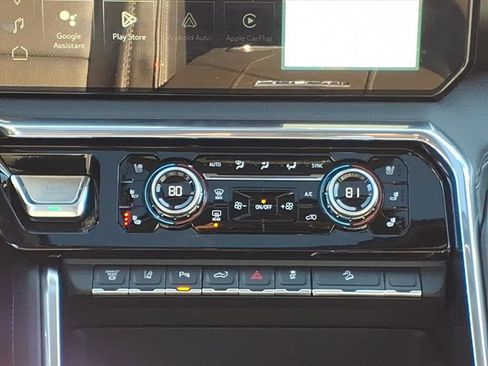 Used 2024 GMC Sierra 2500 Denali w/ Denali Reserve Package image 24