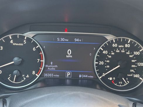 Used 2025 Nissan Altima 2.5 SV FWD image 35