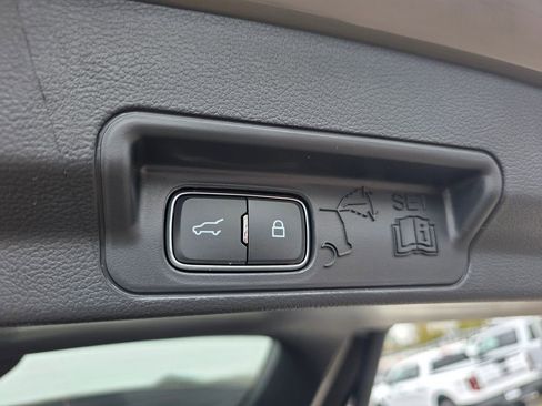 New 2026 Ford Explorer ST-Line w/ ST-Line Street Pack image 23