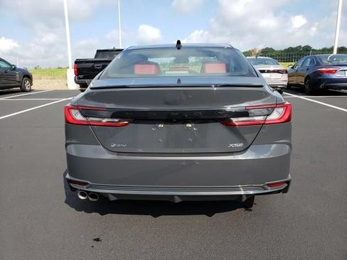 Used 2025 Toyota Camry XSE FWD image 6