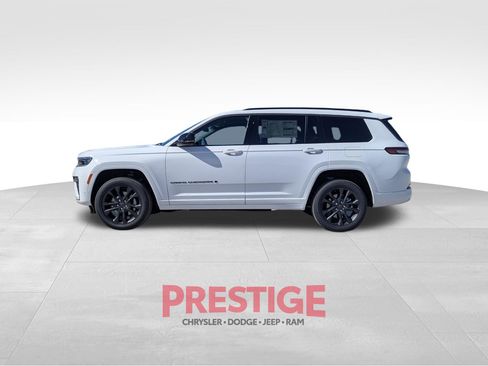 New 2026 Jeep Grand Cherokee L Limited AWD/4WD image 10