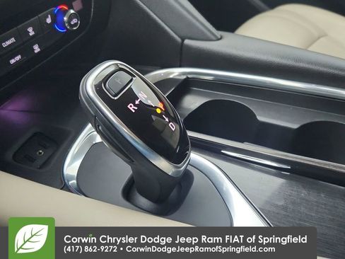 Used 2018 Buick Enclave Essence FWD image 26