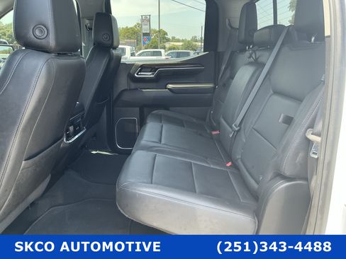 Used 2022 GMC Sierra 1500 SLT w/ SLT Convenience Package AWD/4WD image 14