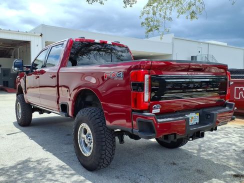 Used 2025 Ford F250 Platinum AWD/4WD image 12