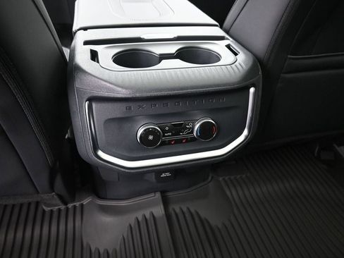 New 2026 Ford Expedition Max Platinum w/ Stealth Appearance Package image 36