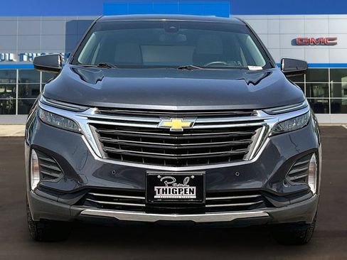 Used 2023 Chevrolet Equinox LT w/ Driver Convenience Package AWD/4WD image 2