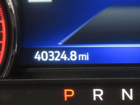 Used 2023 Ford Explorer XLT w/ Equipment Group 202A RWD image 10