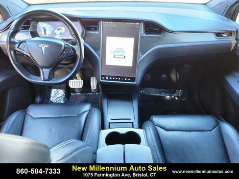 Used 2019 Tesla Model X Performance image 13