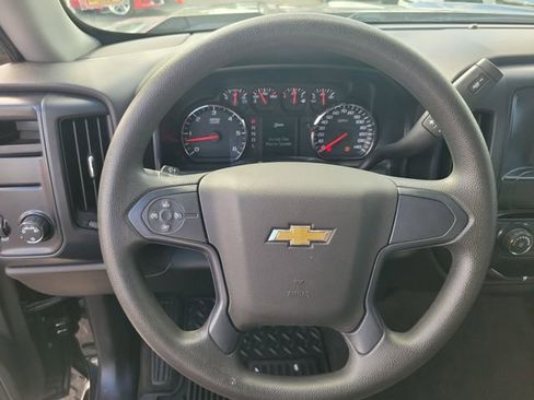 Used 2018 Chevrolet Silverado 1500 Custom w/ Custom Convenience Package image 22