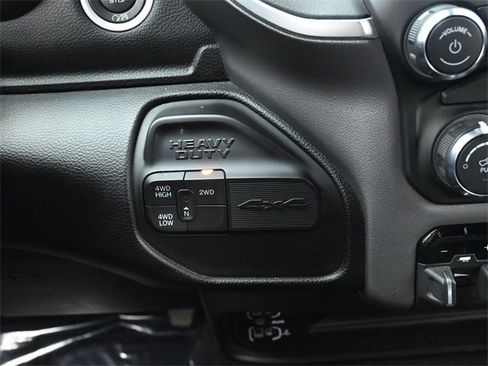 Used 2024 RAM 3500 Big Horn image 32