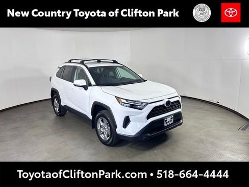 Used 2025 Toyota RAV4 XLE w/ Convenience Package AWD/4WD image 1