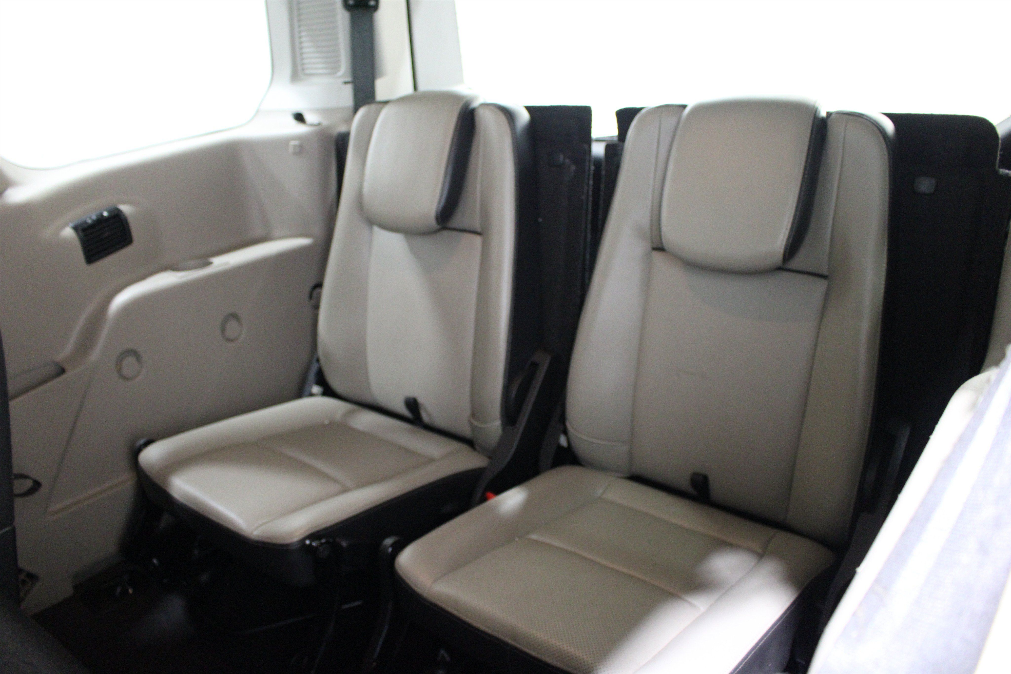 Used 2014 Ford Transit Connect Titanium FWD image 21
