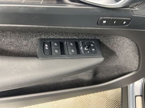 Used 2023 Volvo C40 P8 Recharge Plus w/ Climate Package AWD/4WD image 13