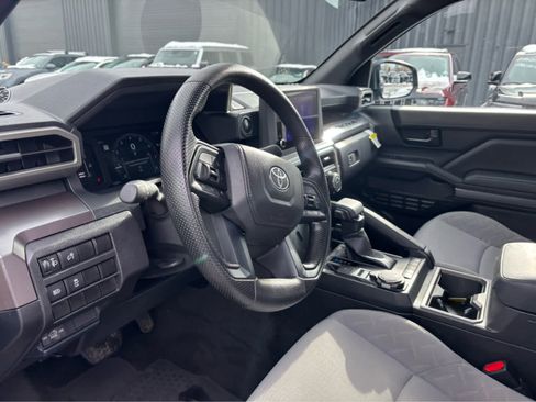 Used 2024 Toyota Tacoma SR5 image 18