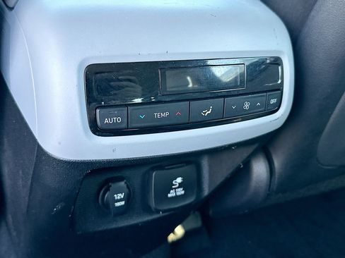 Used 2022 Hyundai Palisade SEL w/ Convenience Package image 24