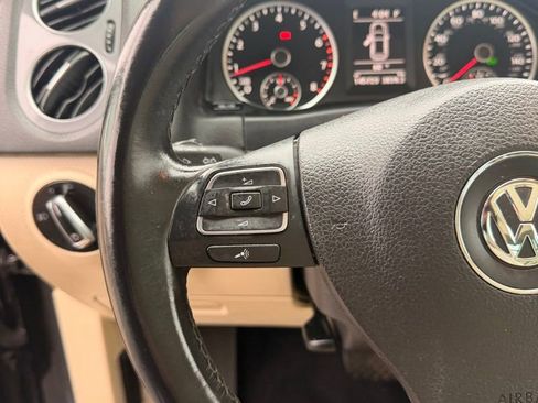 Used 2014 Volkswagen Tiguan SEL image 31