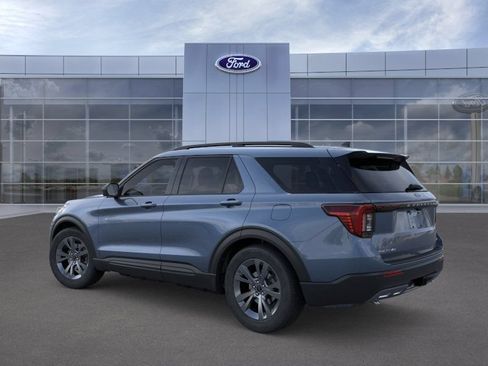New 2026 Ford Explorer Active w/ Active Comfort Package AWD/4WD image 5