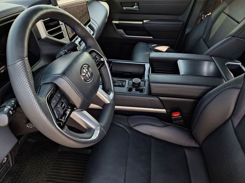 Used 2025 Toyota Tundra Platinum image 10