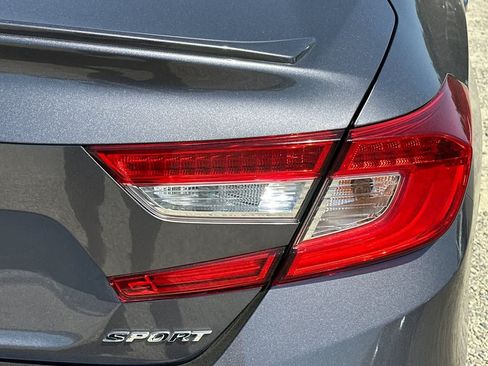 Used 2019 Honda Accord Sport image 33