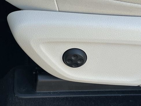 Certified 2024 Mercedes-Benz GLE 450 4MATIC image 22