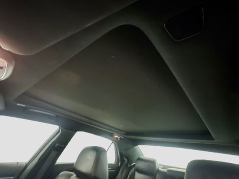 Used 2020 Chrysler 300 S image 26