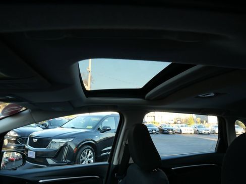 Used 2015 Honda Fit EX-L image 11