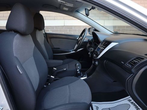 Used 2013 Hyundai Accent GS FWD image 26