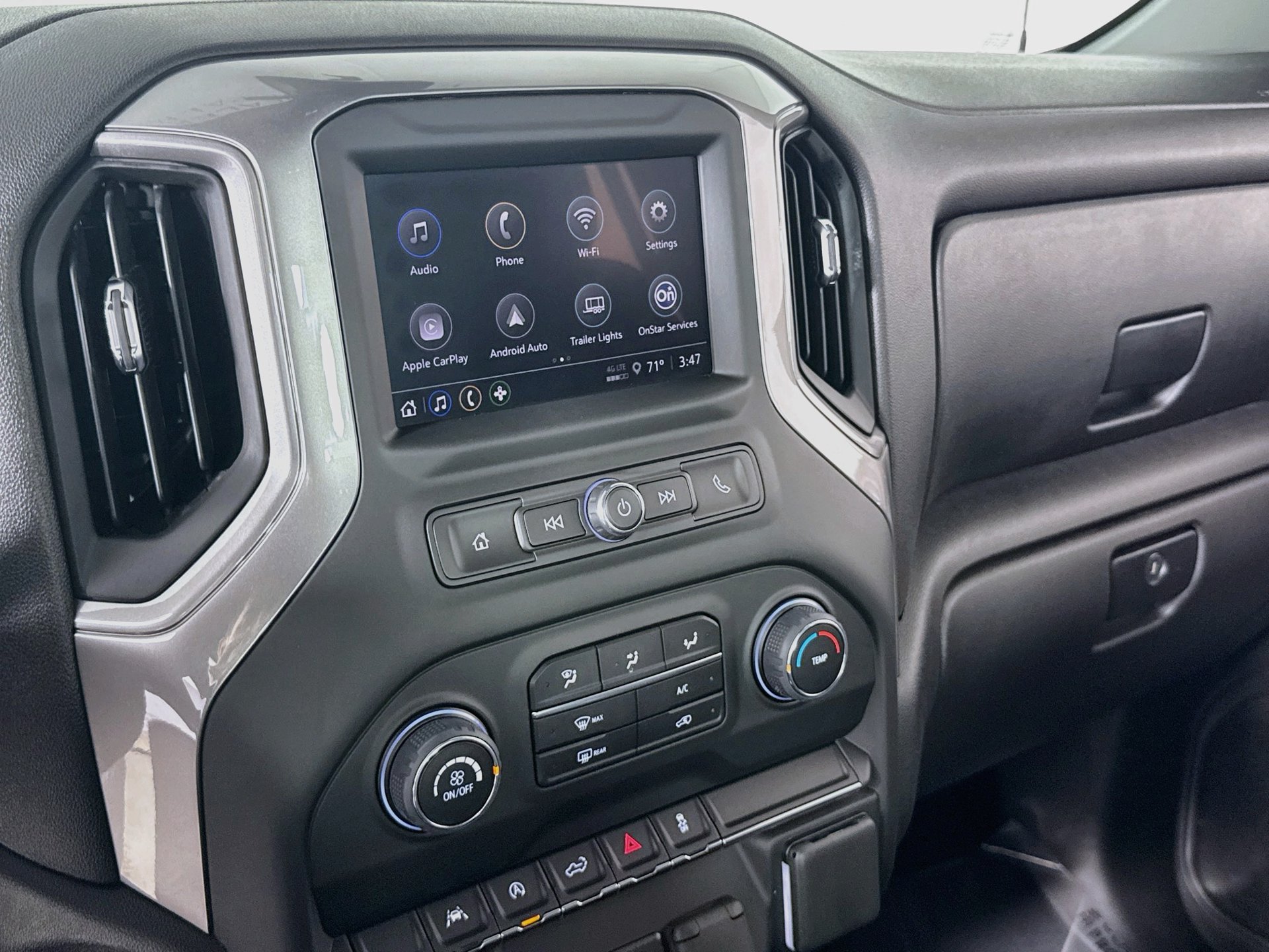 Used 2024 Chevrolet Silverado 1500 Custom AWD/4WD image 12