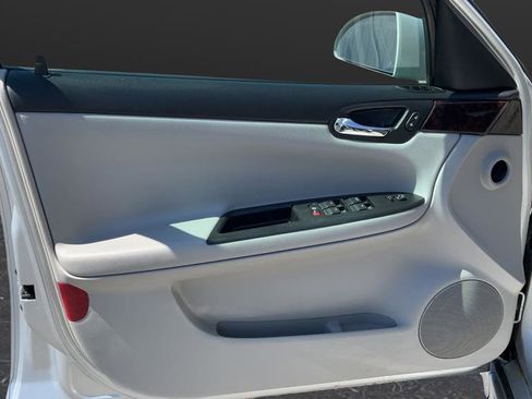 Used 2014 Chevrolet Impala Limited LS FWD image 32