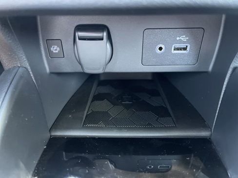 New 2025 Nissan Versa SV w/ Trunk Package image 23