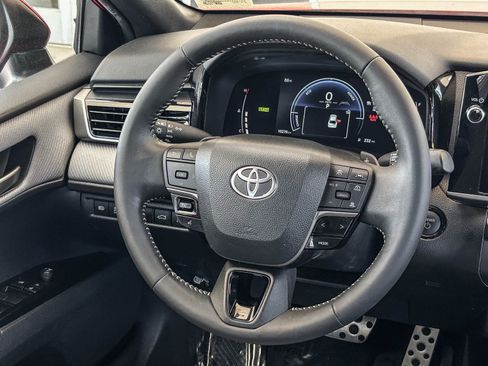 Used 2025 Toyota Camry SE w/ Multimedia Upgrade Package FWD image 15