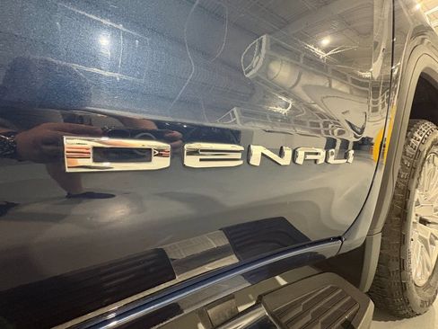Used 2023 GMC Sierra 1500 Denali w/ Technology Package AWD/4WD image 65