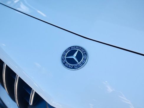 Used 2019 Mercedes-Benz S 560 Sedan image 37