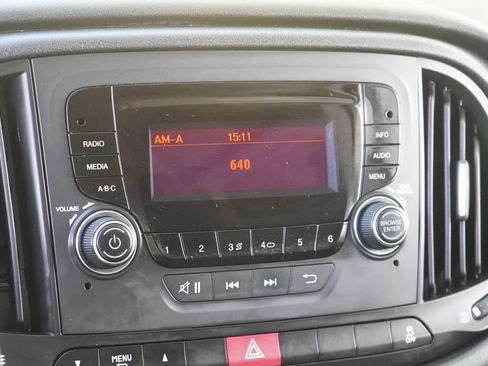 Used 2015 RAM ProMaster City Tradesman FWD image 23