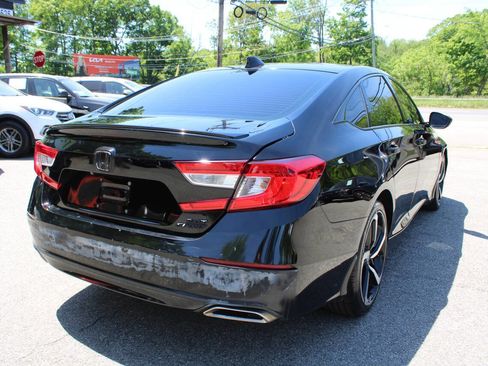 Used 2019 Honda Accord Sport image 8