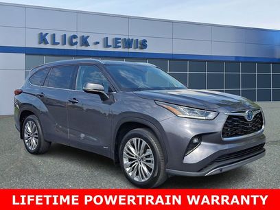 Used 2022 Toyota Highlander Limited