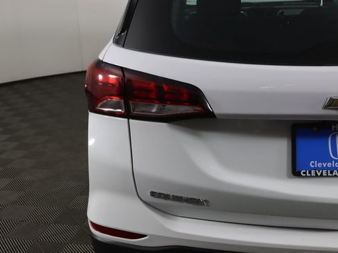 Used 2024 Chevrolet Equinox LS image 12
