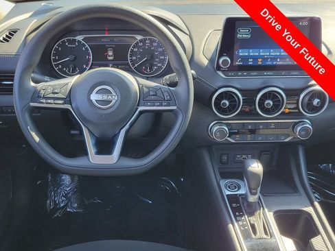 Used 2024 Nissan Sentra SV FWD image 6