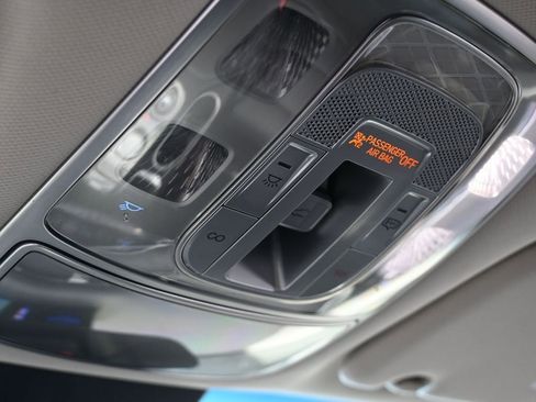 Used 2022 Genesis GV70 2.5T w/ Select Package image 22