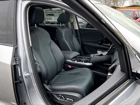 Used 2025 Acura RDX w/ Technology Package image 10