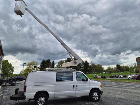Used 2007 Ford E-350 and Econoline 350 Super Duty RWD image 22