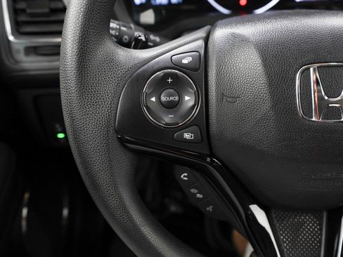Used 2019 Honda HR-V EX image 24
