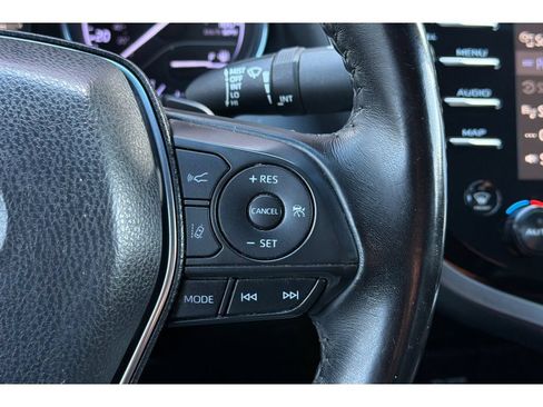 Used 2019 Toyota Camry SE FWD image 26