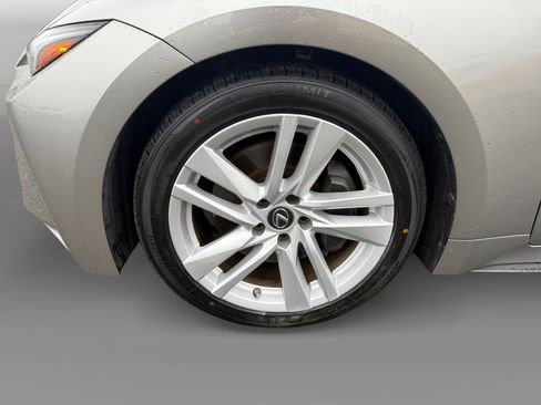 Used 2021 Lexus IS 300 w/ Comfort Package image 9