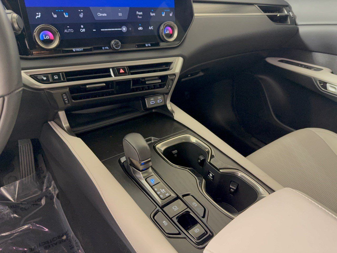 Used 2024 Lexus RX 350 Premium Plus w/ Convenience Package FWD image 22