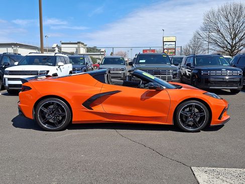 Used 2020 Chevrolet Corvette Stingray Coupe w/ Z51 Performance Package image 7