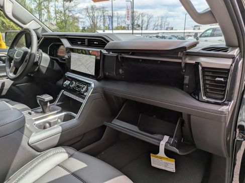 New 2026 GMC Sierra 1500 Denali AWD/4WD image 27